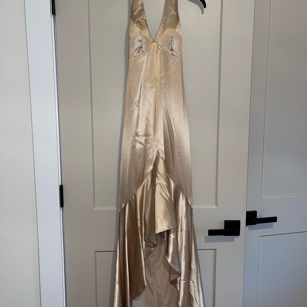 Elegant Gold Evening Gown